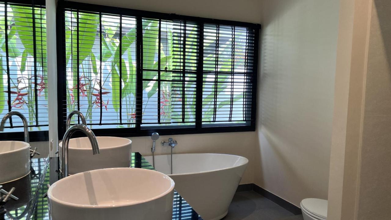 Plunge Tropic Villas 2 Naiharn Rawai Eksteriør billede